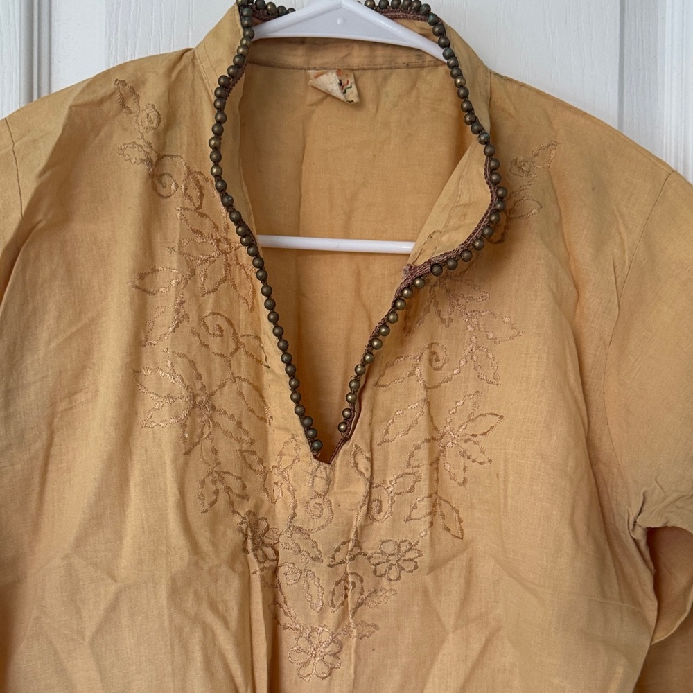 🌸Ladies Mustard Embroidered Tunic Top - Picture 9 of 12